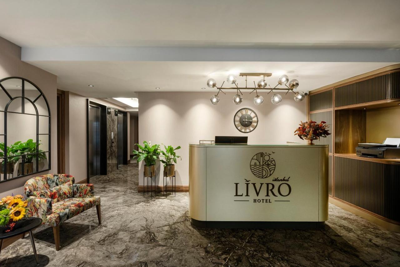 Livro Hotel Estambul Exterior foto